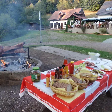 By Interhome Vakantiehuis Stárkov